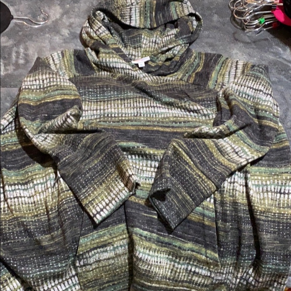 Green sweater material Lularoe amber